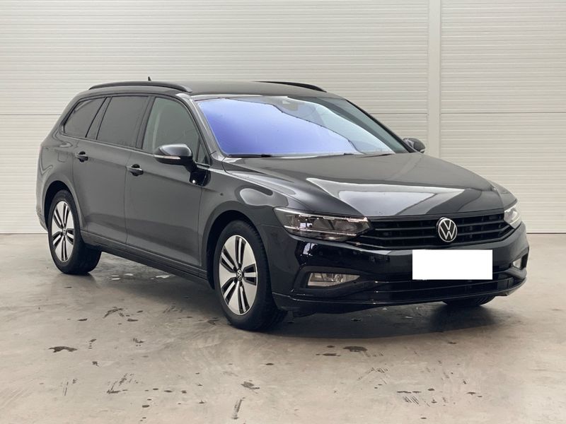 Volkswagen Passat 2.0 TSI Business — zdjęcie 4