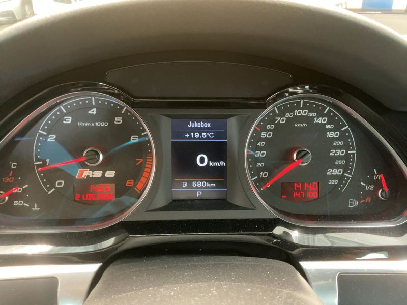 Audi RS 6 5.0 V10 FSI quattro — zdjęcie 13