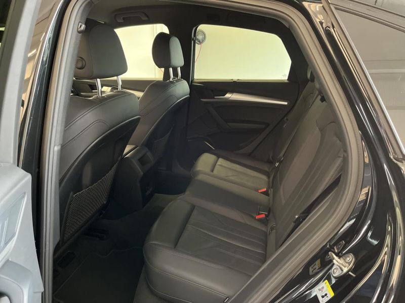 Audi Q5 Sportback 40 TDI Mild-Hybrid quattro S line — zdjęcie 12