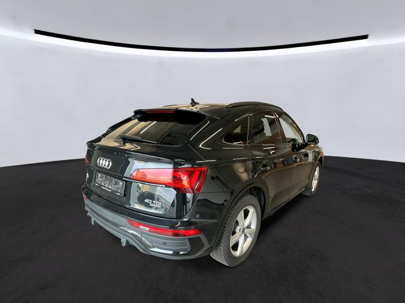 Audi Q5 Sportback 40 TDI Mild-Hybrid quattro S line — zdjęcie 15