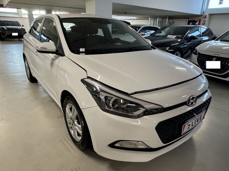 Hyundai i20 1.2 Comfort — zdjęcie 6