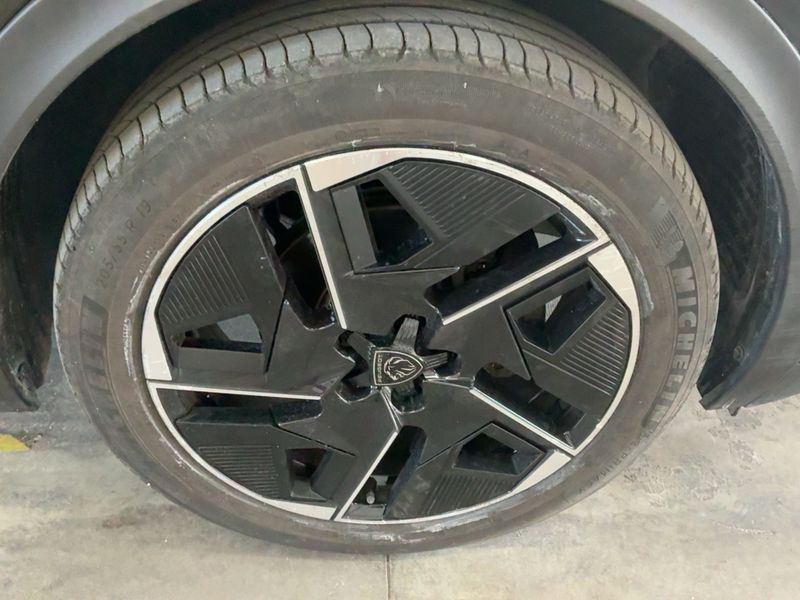 Peugeot 408 1.2 PureTech GT 2023 – снимка 11