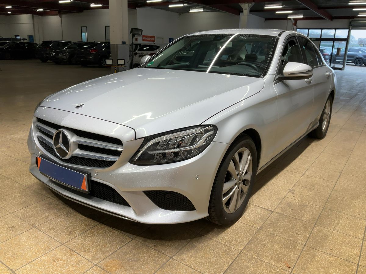 Mercedes-Benz C-Klasse C 180 CGI Avantgarde