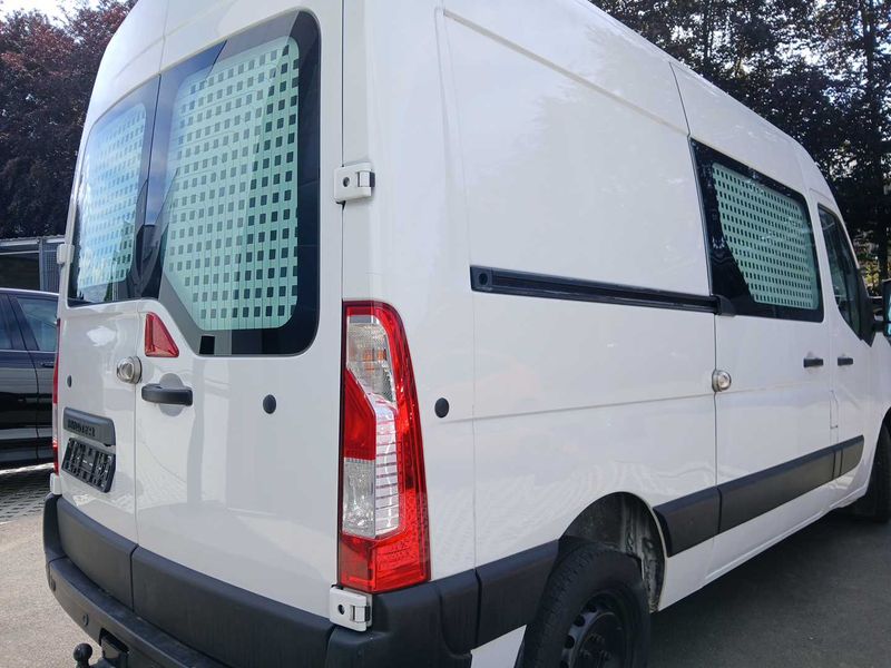 Renault Master 2.3 dCi L2H2 HKa 3,5 Komfort — zdjęcie 5