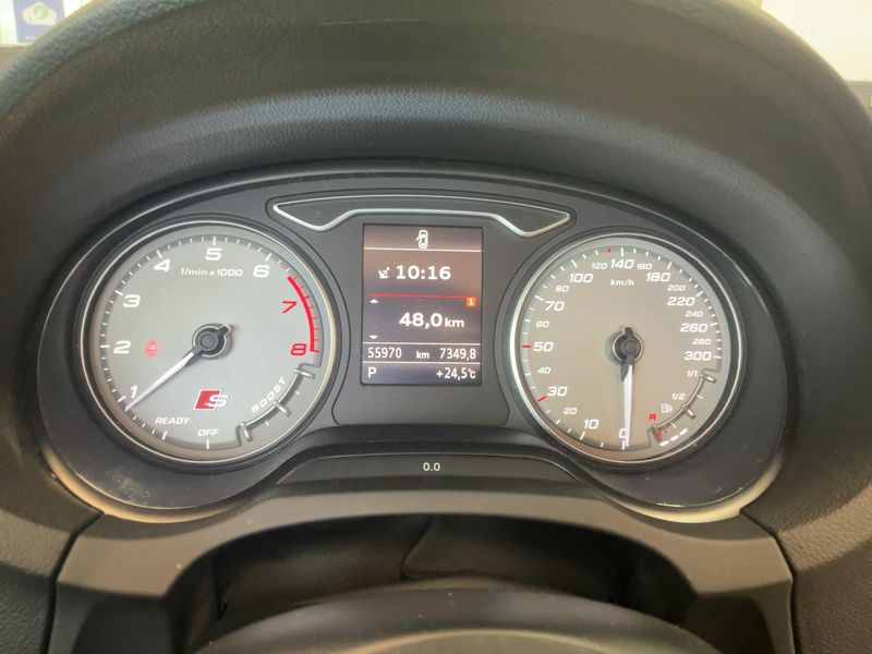 Audi S3 2.0 TFSI quattro — zdjęcie 13