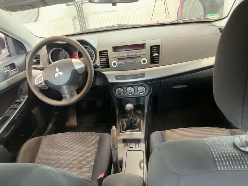 Mitsubishi Lancer 1.6 ClearTec XTRA — zdjęcie 12