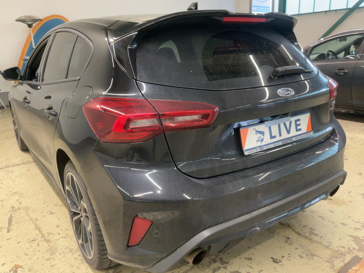 Ford Focus 2024 — photo 7