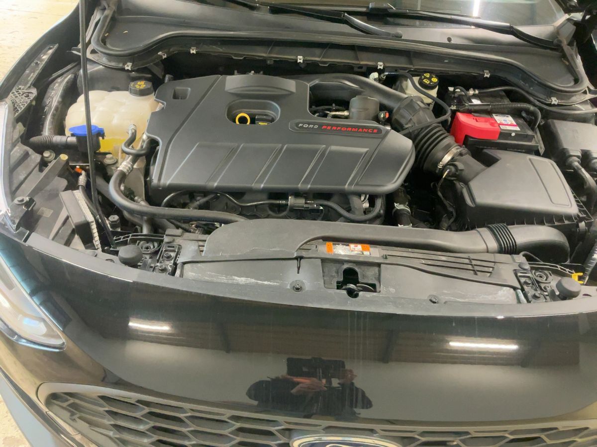 Ford Focus 2024 — photo 23