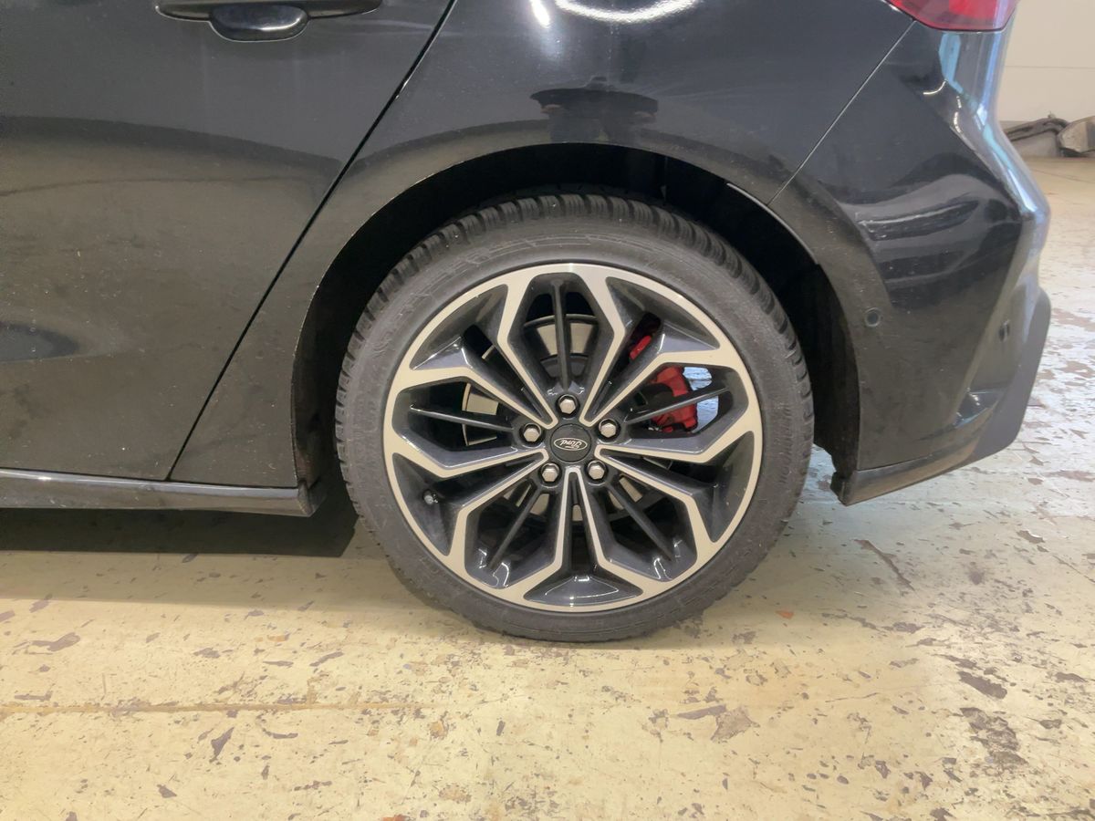 Ford Focus 2024 — photo 6