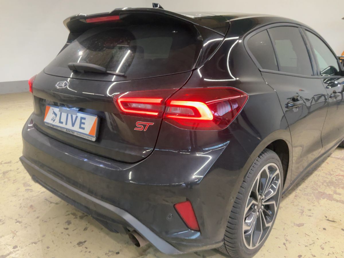 Ford Focus 2024 — photo 9