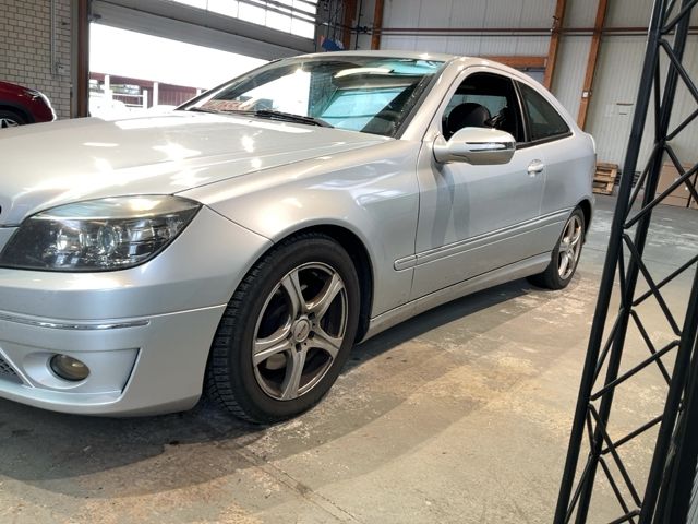 Mercedes-Benz CLC-Klasse CLC 200 Kompressor — zdjęcie 2