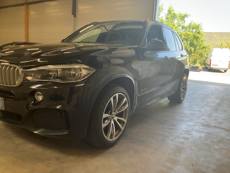 BMW X5 xDrive 40d M Sport — zdjęcie 2