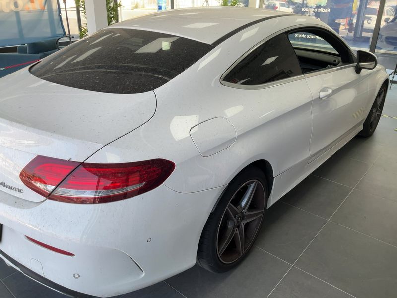 Mercedes-Benz C-Klasse C 220 d 4Matic Premium — zdjęcie 6