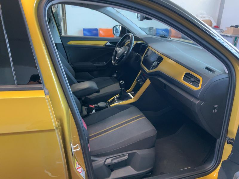 Volkswagen T-Roc 1.6 TDI Style 2019 – снимка 17