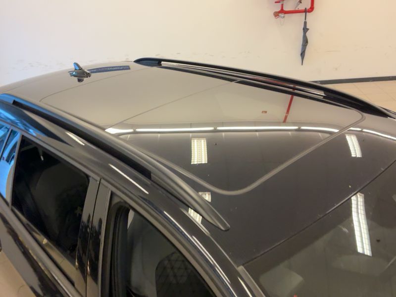 Volkswagen Golf VIII 2.0 TDI R-Line 2022 – снимка 13