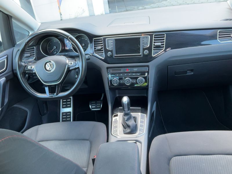 Volkswagen Golf VII Sportsvan 1.6 TDI Sound BlueMotion Tech — zdjęcie 12