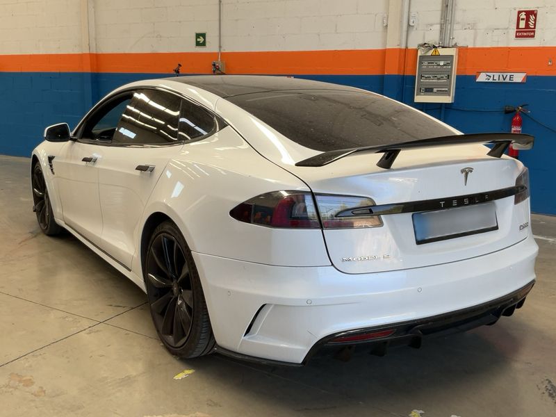 Tesla Model S P85D Performance — zdjęcie 3