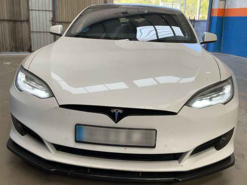 Tesla Model S P85D Performance — zdjęcie 9