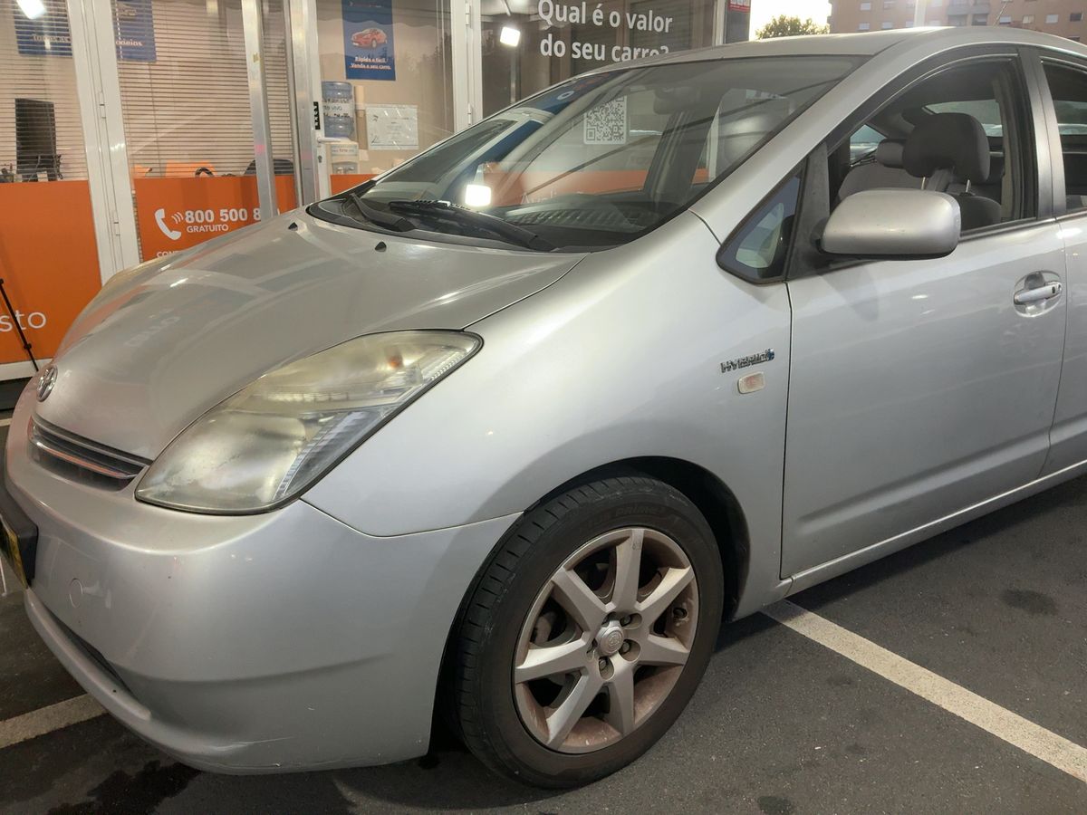 Toyota Prius 1.5 Sol
