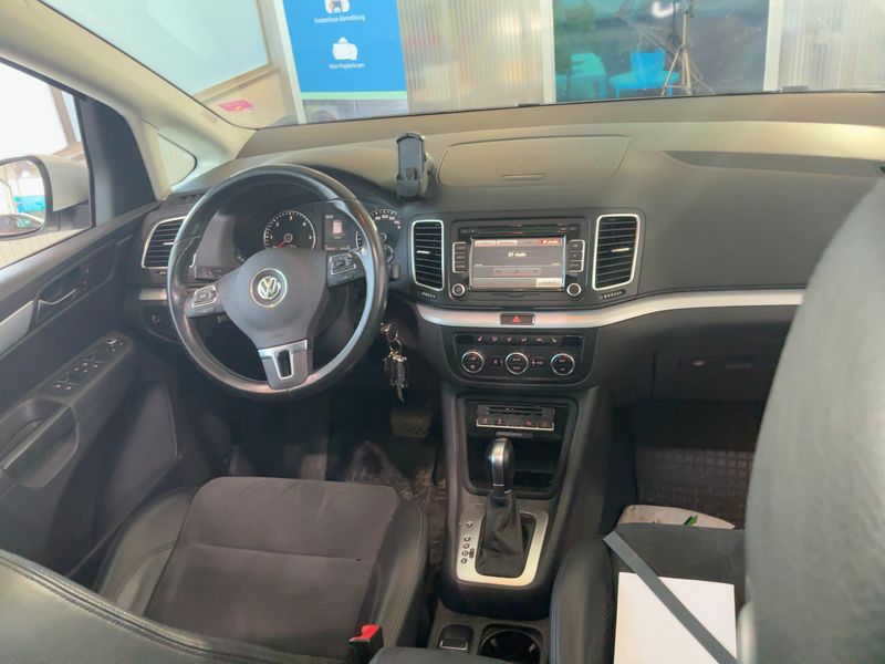 Volkswagen Sharan 2.0 TDI Highline BlueMotion Tech 2014 – снимка 18