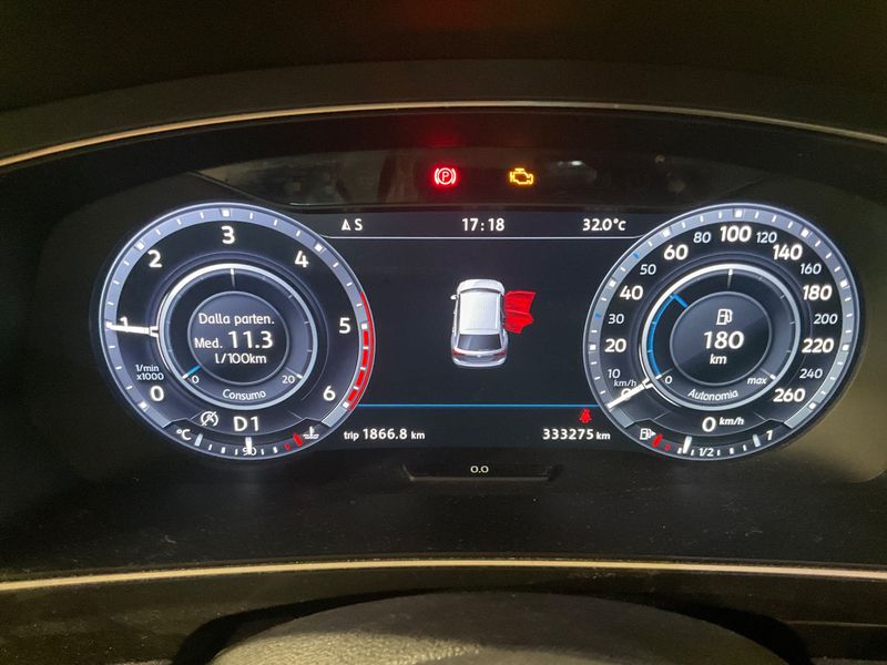 Volkswagen Tiguan 2.0 TDI Executive 4Motion BlueMotion Tech 2016 – снимка 30