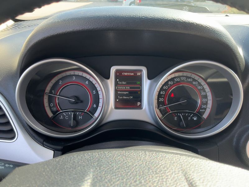 Fiat Freemont 2.0 Multijet Black Code AWD — zdjęcie 13