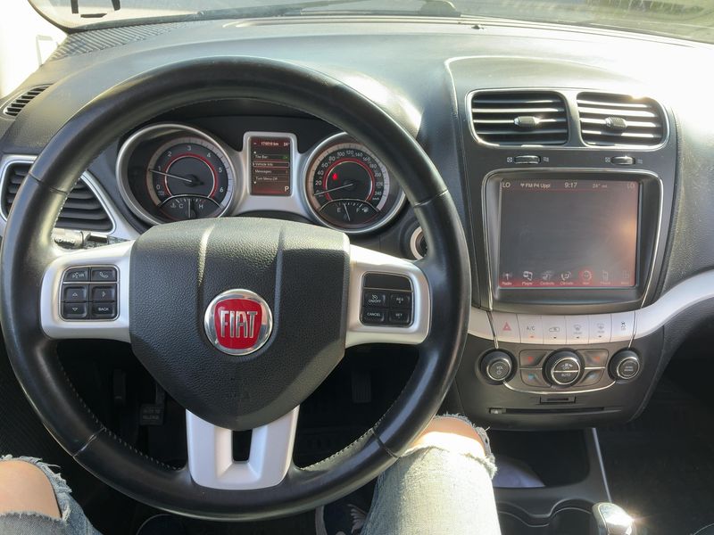 Fiat Freemont 2.0 Multijet Black Code AWD — zdjęcie 12