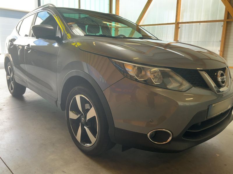 Nissan Qashqai 1.6 dCi N-Connecta — zdjęcie 8