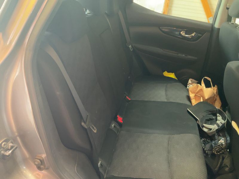 Nissan Qashqai 1.6 dCi N-Connecta — zdjęcie 14