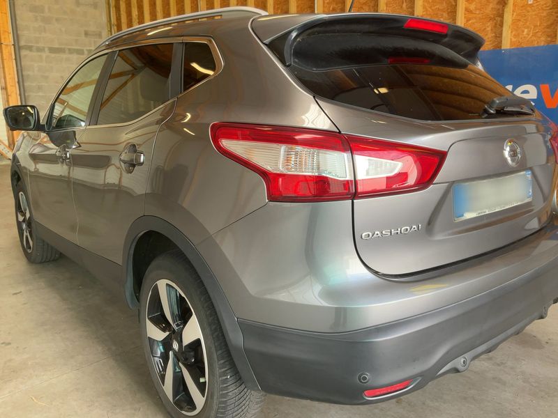 Nissan Qashqai 1.6 dCi N-Connecta — zdjęcie 3
