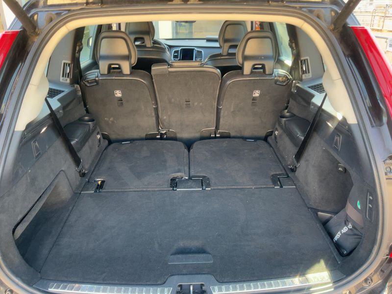 Volvo XC90 2.0 D5 Inscription AWD — zdjęcie 10