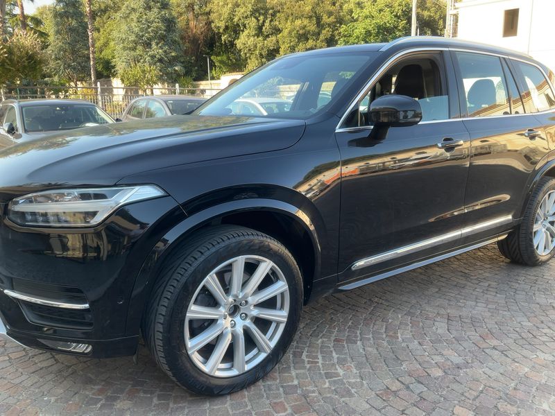 Volvo XC90 2.0 D5 Inscription AWD — zdjęcie 2