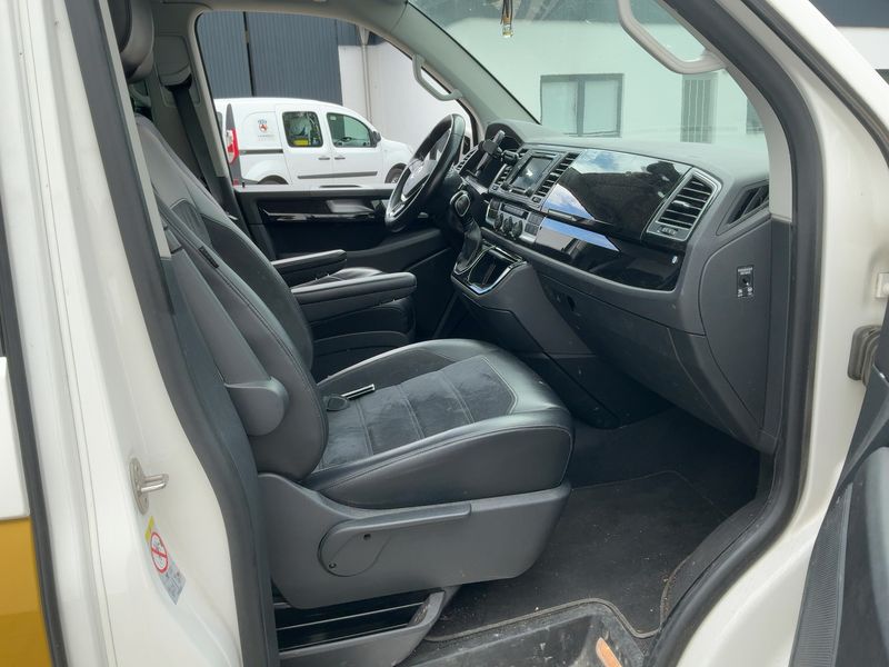 Volkswagen T6 Multivan 2.0 TDI Highline 4Motion — zdjęcie 11