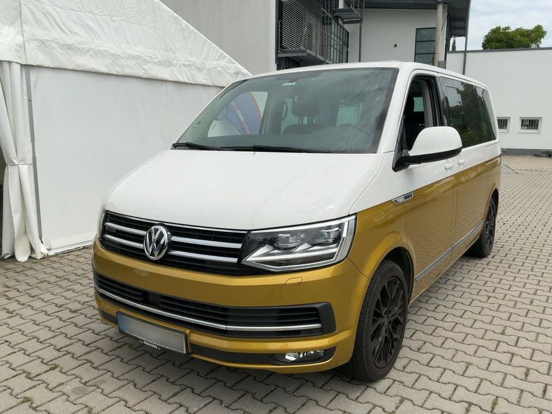 Volkswagen T6 Multivan 2.0 TDI Highline 4Motion