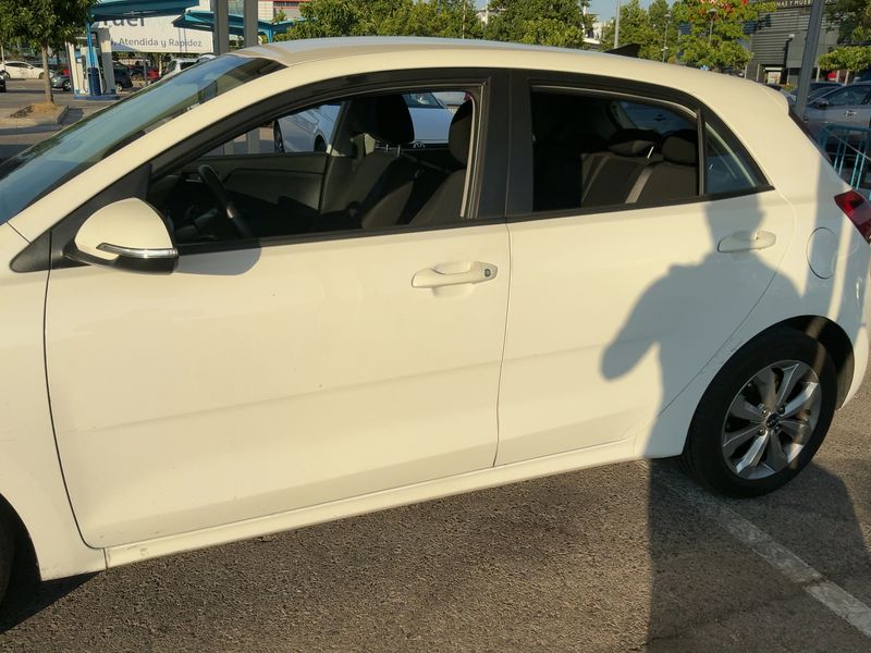 Kia Rio 1.0 TGDI Mild-Hybrid Drive — zdjęcie 4