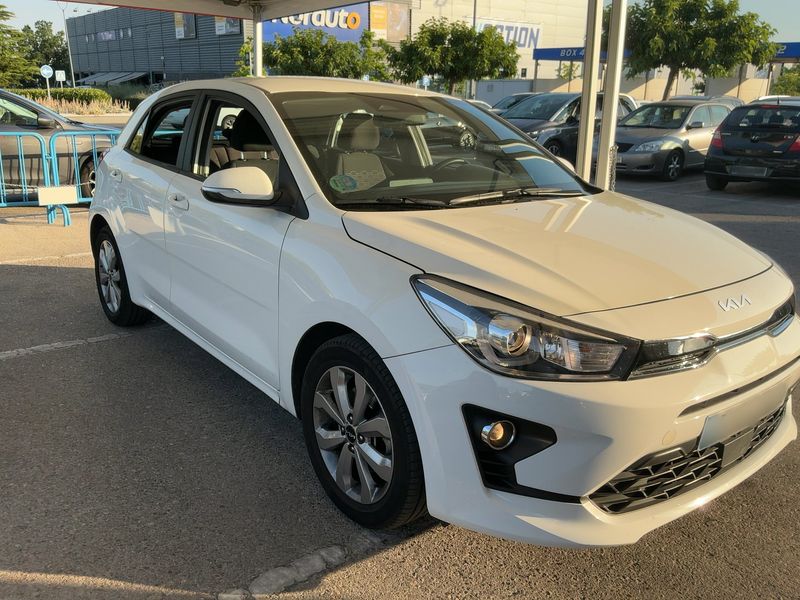 Kia Rio 1.0 TGDI Mild-Hybrid Drive — zdjęcie 8