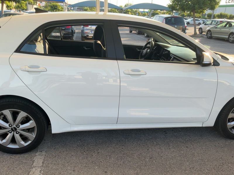 Kia Rio 1.0 TGDI Mild-Hybrid Drive — zdjęcie 7
