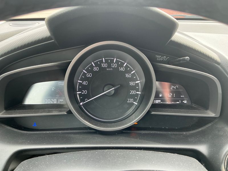 Mazda 2 1.5 Kizoku — zdjęcie 13