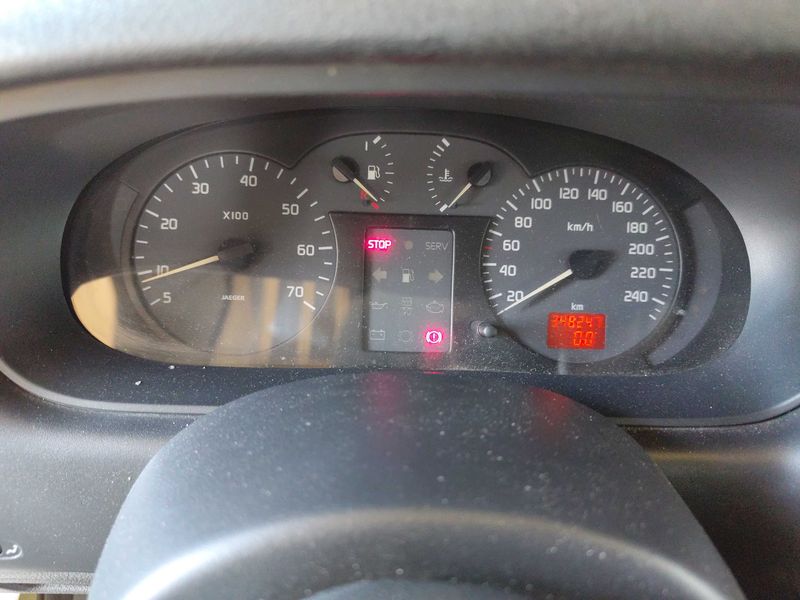 Renault Megane 1.9 dTi Diesel DTi RT — zdjęcie 12