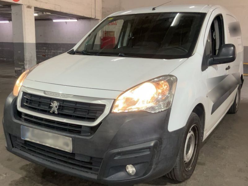 Peugeot Partner 2017 — photo 1
