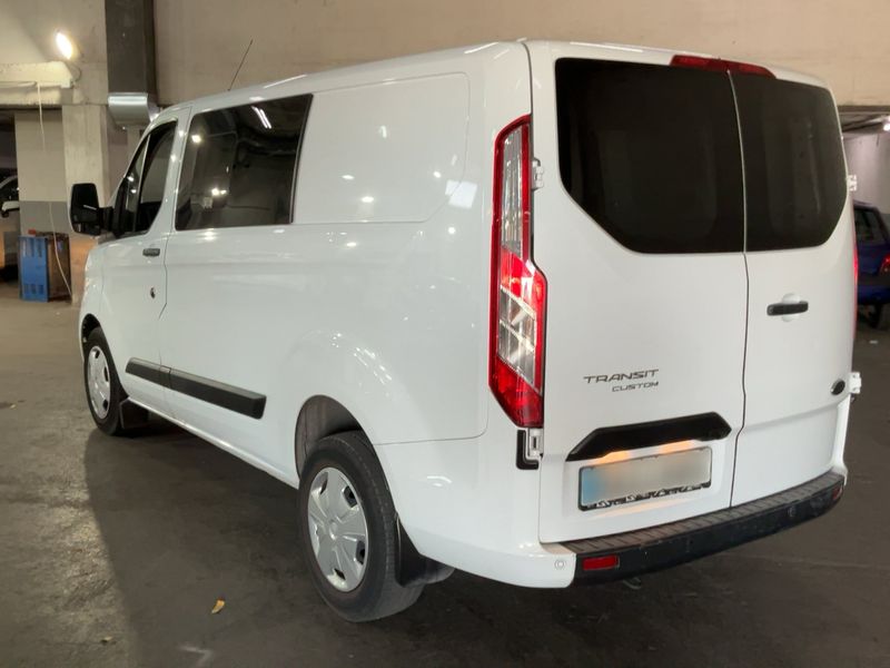 Ford Tourneo Custom 2.0 TDCi Mild-Hybrid L1 Trend — zdjęcie 3