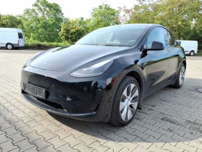 Tesla Model 2023