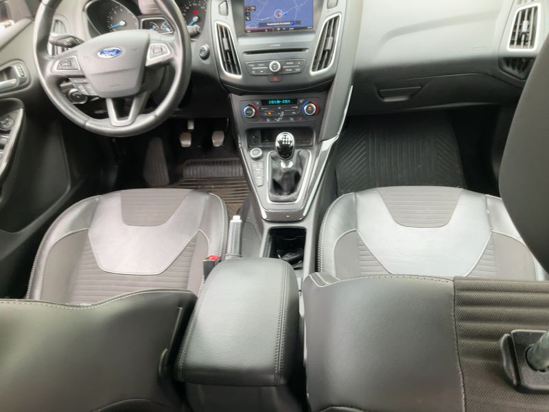 Ford Focus 1.5 EcoBoost Titanium 2016 – снимка 18