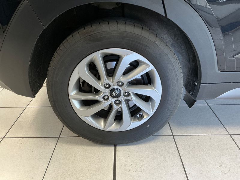 Hyundai Tucson 1.7 CRDi Creative 2WD 2016 – снимка 9