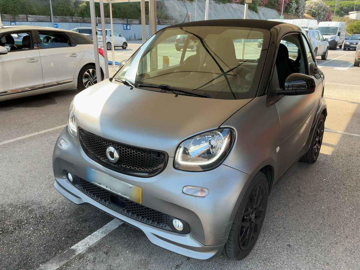Smart fortwo 2019 — photo 1