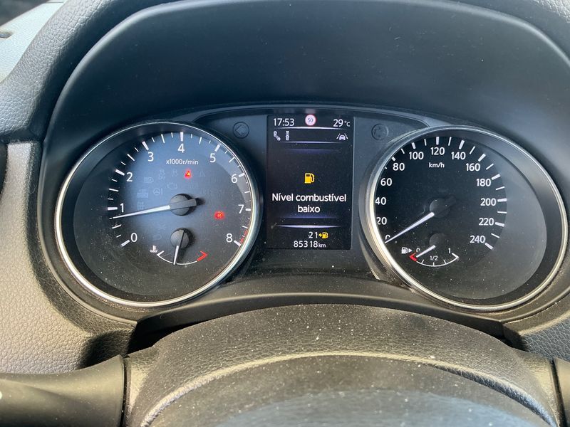 Nissan Qashqai 1.2 Tekna — zdjęcie 13