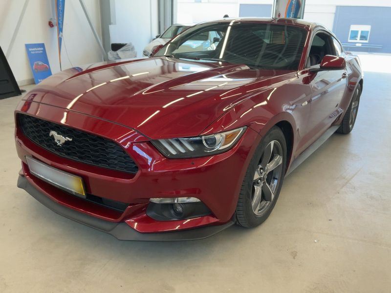 Ford Mustang 2.3 EcoBoost Basis