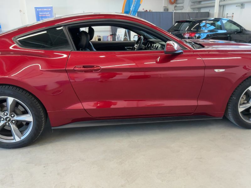 Ford Mustang 2.3 EcoBoost Basis — zdjęcie 7