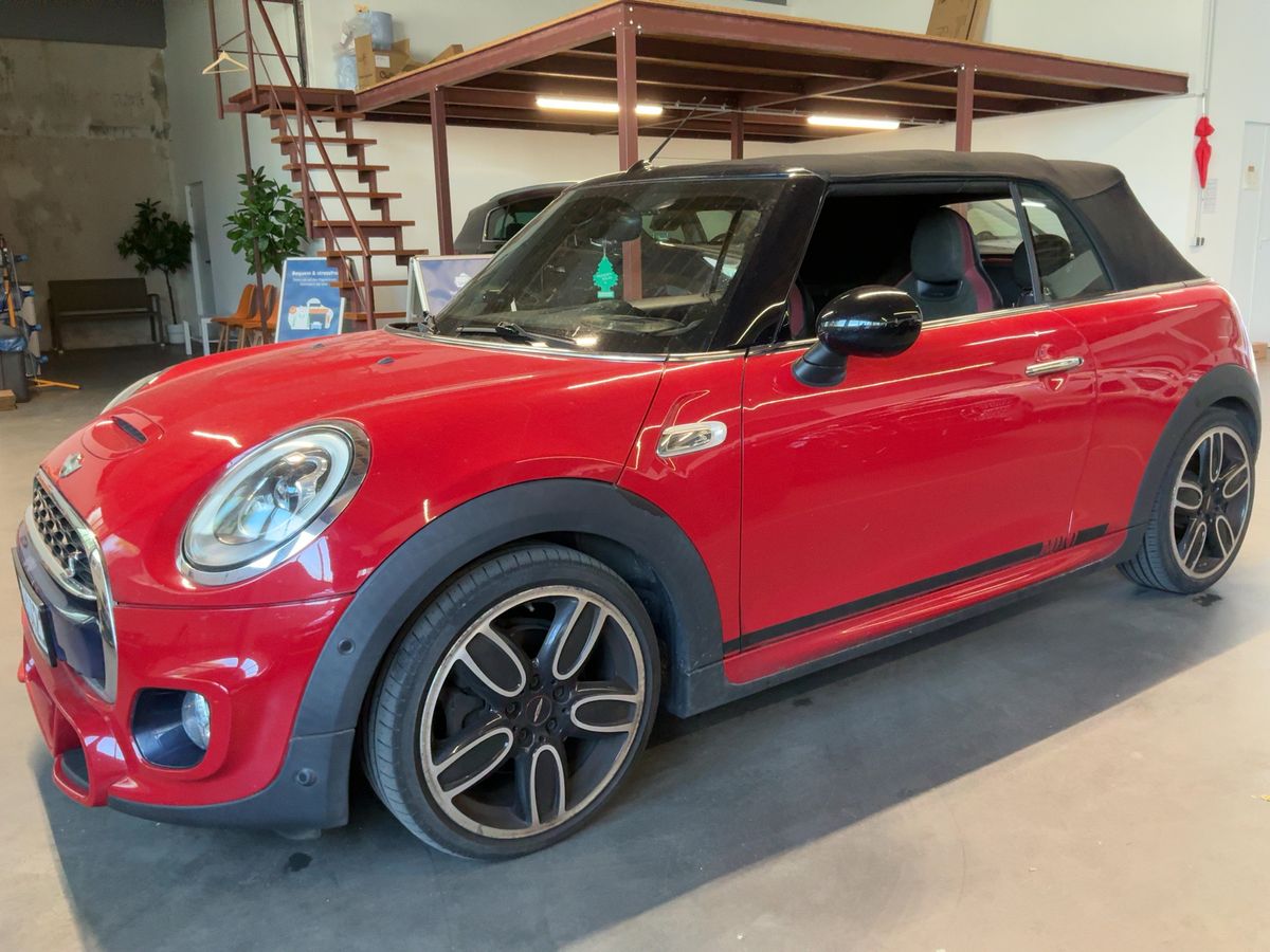 MINI Cabrio 2017 — photo 1
