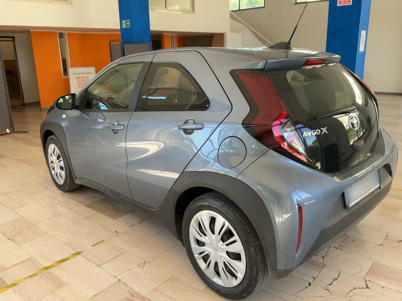 Toyota Aygo X 1.0 Active — zdjęcie 3